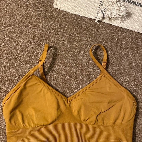 lululemon athletica Other - Lululemon Bra size 10